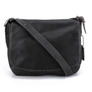 Coach messenger bag. Never used. 100% leather. Color black. No.SD-20115